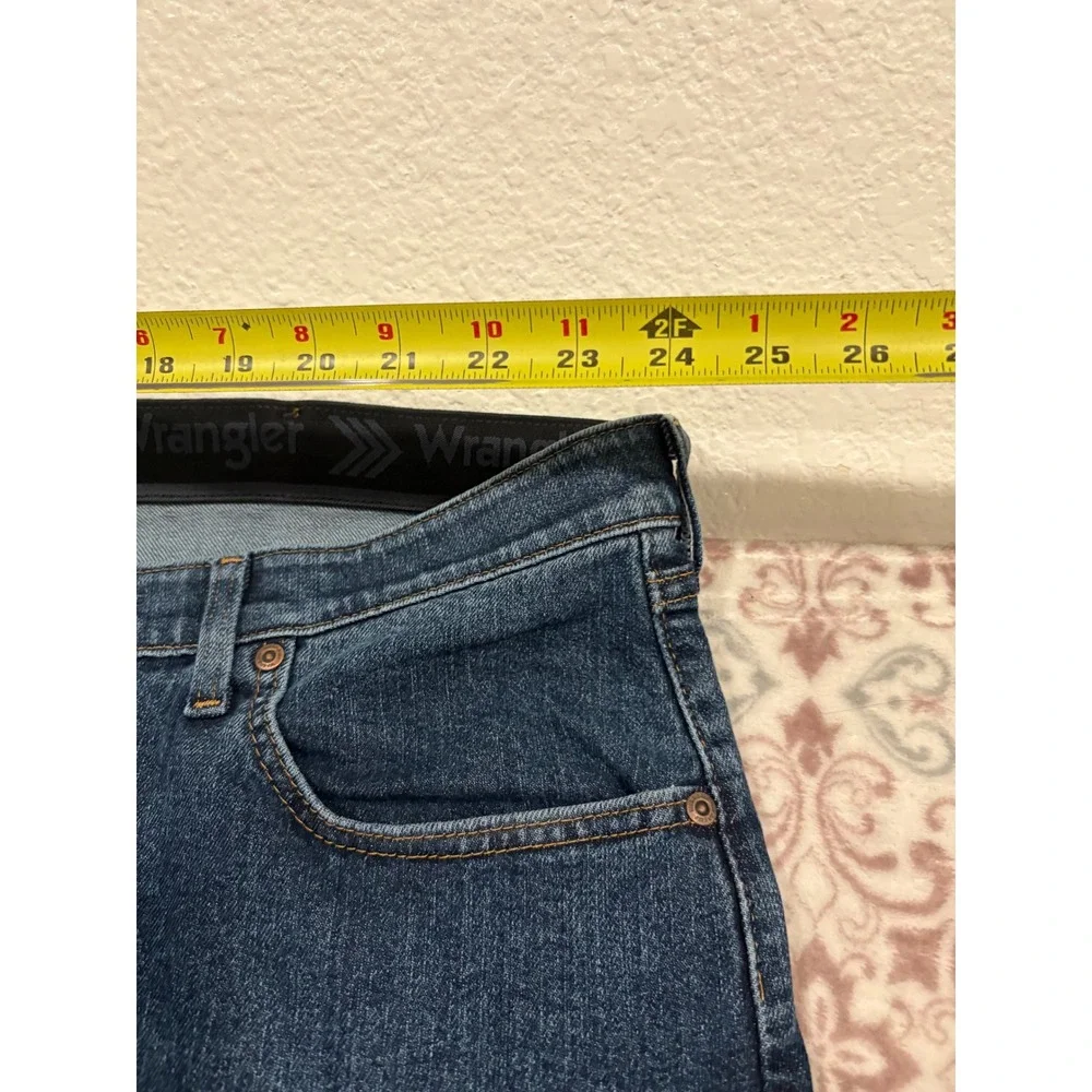 Wrangler Regular Fit Comfort Flex Waist Jeans Mens 48x30 Blue Denim 96CFWSW